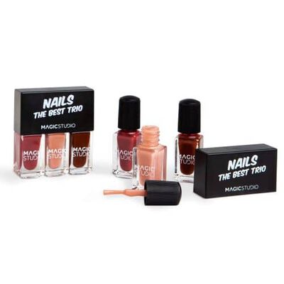 Shaky Trio Nails