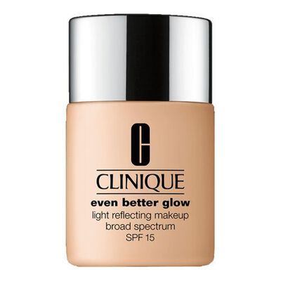 Even Better Glow SPF15