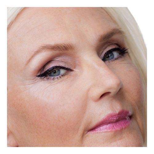 High Impact Shadow Play Shadow + Definer