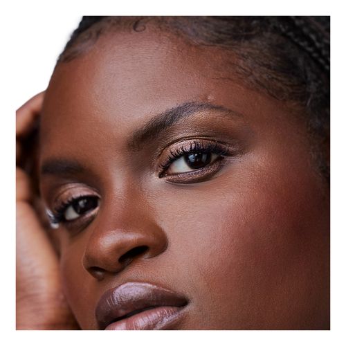 High Impact Shadow Play Shadow + Definer