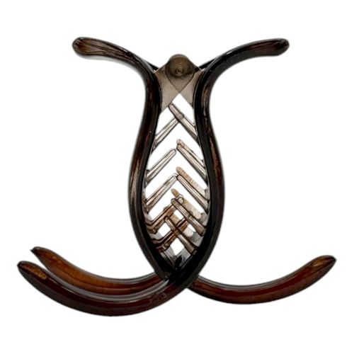 Pinza Concha Francesa