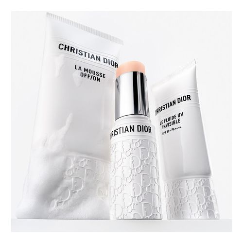 Fluido Solar Invisible Hidratante SPF 50+ PA++++