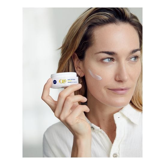 Tratamiento Antiedad Q10 Antiarrugas Power Crema Dia + Noche Coffret