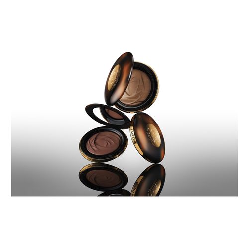 Teint Idole Ultra Wear C.E. Skin Transforming Highlighter