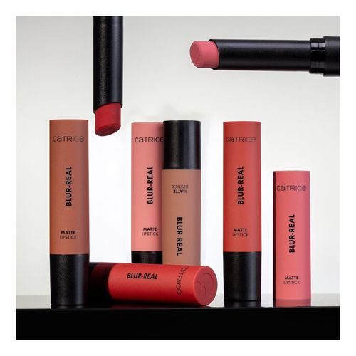 Blur-Real Matte Lipstick