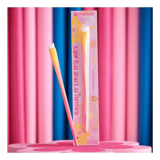 Brush It Like It's Art Brow Brush
