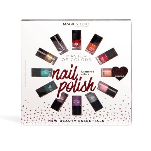 Colorful Circle Nail Polishes