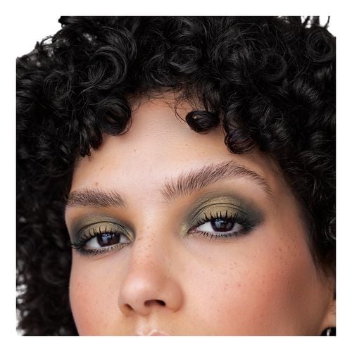 High Impact Shadow Play Shadow + Definer