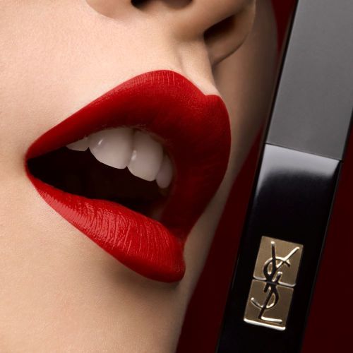 Rouge Pur Couture The Slim Velvet Radical