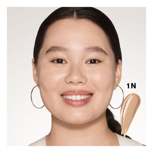 Futurist Soft Touch Brightening Skincealer 