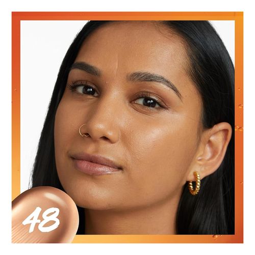 Super Stay Skin Tint + Vitamina C