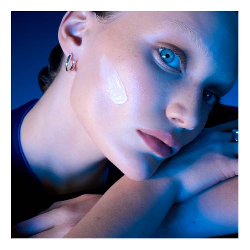  Blue Pro-Retinol Multi- Correct